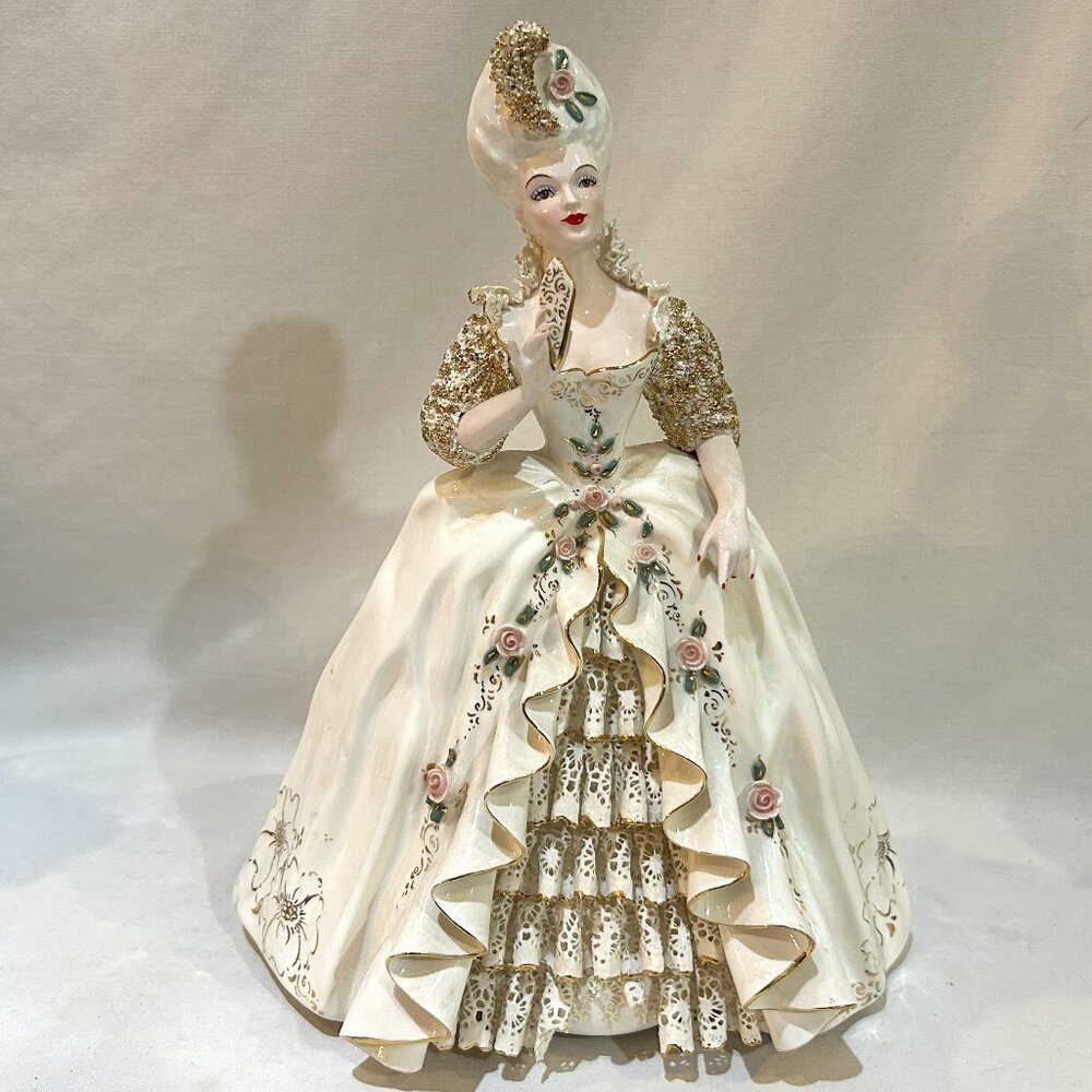 VTG Lacey Florence Ceramics Marie Antoinette Figurine Pasadena California AS IS